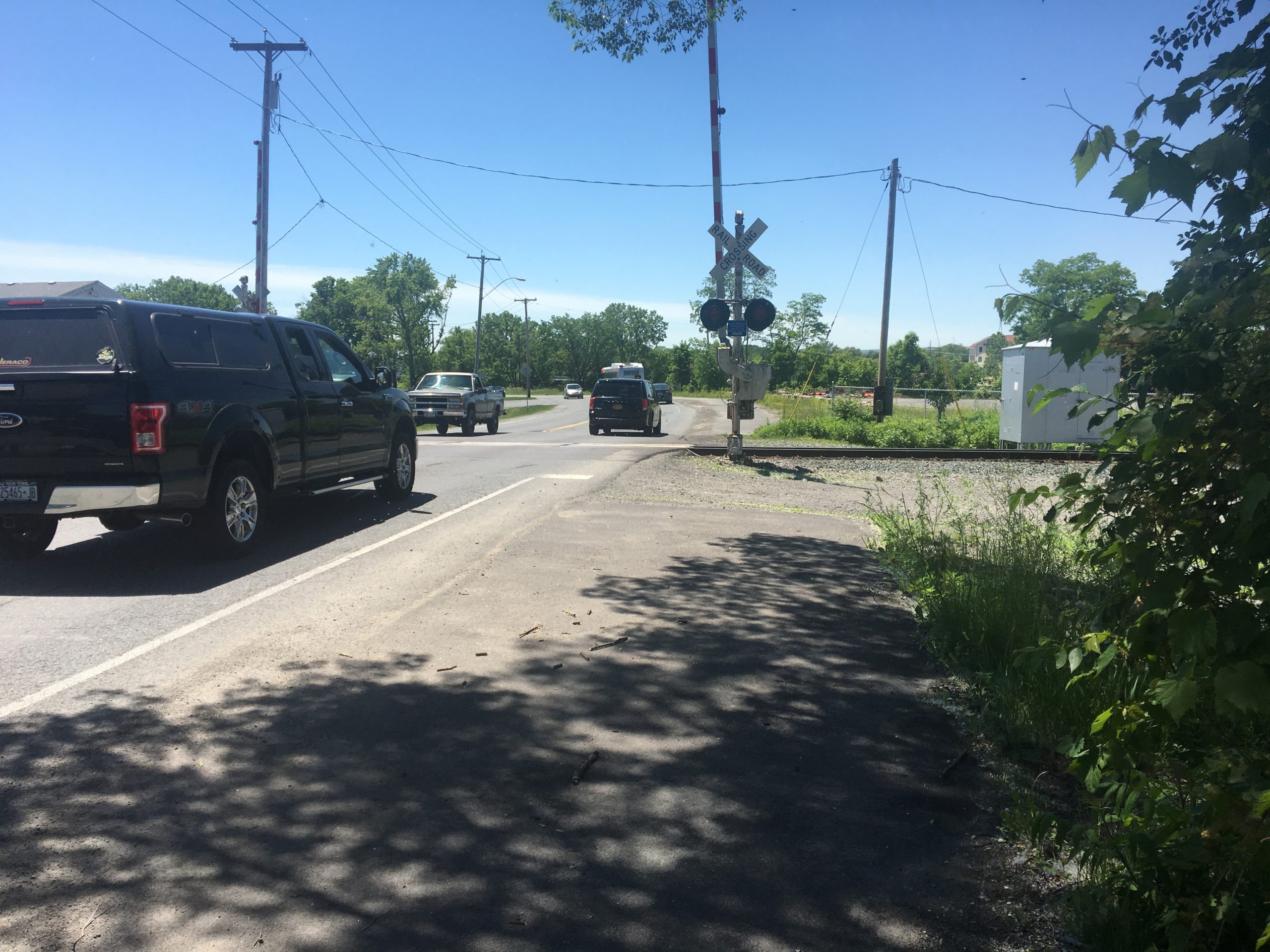 Railroad_Crossing.JPG