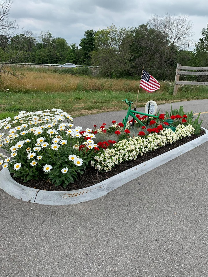 Trailhead_green_bike.jpg